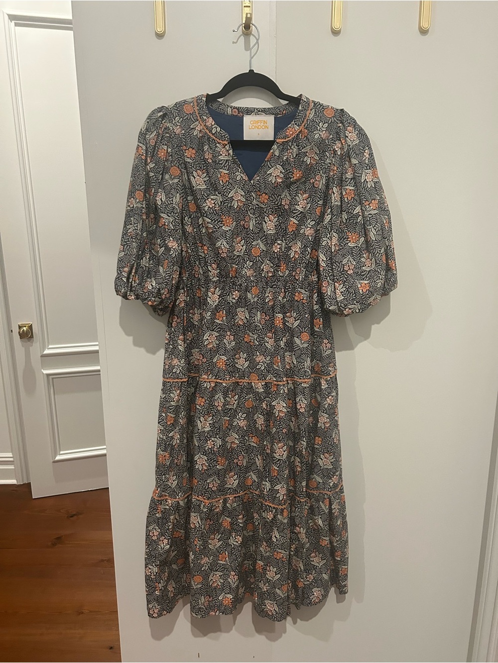 Green Daisy Midi Dress with Coral Accents by
